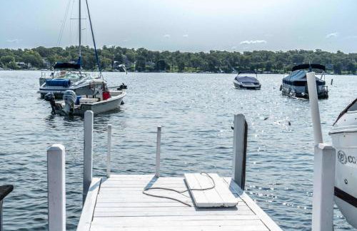 Williams Bay Lakefront Retreat - Walk the Lakepath - Foto 20