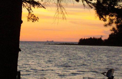 Historic Vacation Rental located near Mackinaw City, Michigan - Foto 19