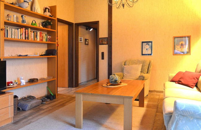 Furnished Bungalow With Peaceful Neighbourhood - Photo 12