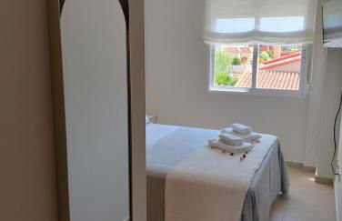 DENIA Playa Santa Ana Adosados - Cómodo apartamento con Piscina, Terraza y Parking, a 2 minutos de la playa - Photo 5