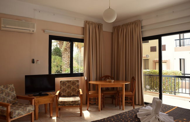 Anna Hotel Apartments - Photo 38