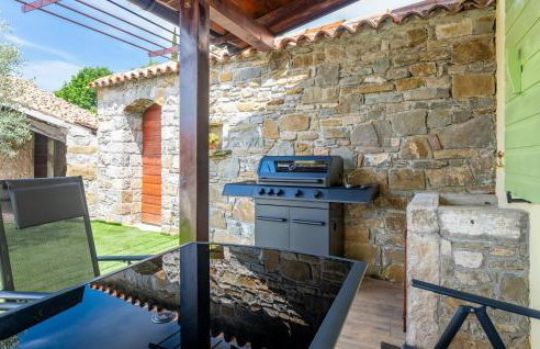 Beautiful Home In Lupoglav - Foto 12