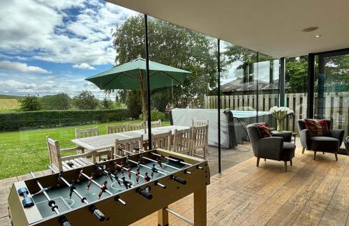 Greenmyre Farmhouse with Hot Tub - Foto 7