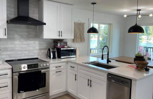 3-bedroom Cozy Waterfront Cottage - Foto 1