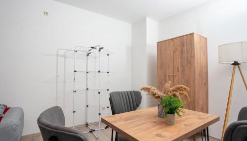 Livemore24 - Apartment 3 in Duisburg WLAN - Smart-TV - 24-7 Check-in und Küche - Foto 3