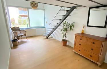 T3 atypique au rez de chaussée - Foto 3