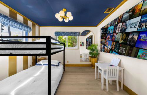 5 Min to Beach - Heated Pool Hot Tub 85 TV's BBQ Games - Foto 27