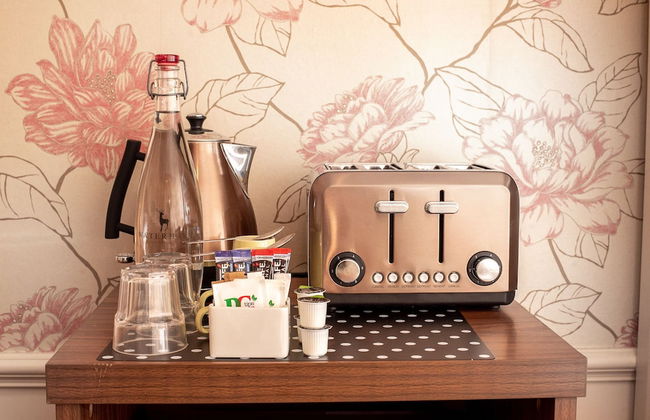 Trivelles Waterhall Country Hotel - Gatwick - Photo 79