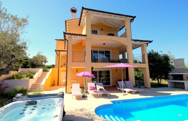 Villa in Rakalj Near Beaches With Pool - Foto 36