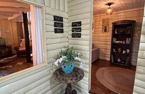 Sítio com piscina, churrasqueira, lareira, fogão à lenha, mesa de sinuca e vista para as montanhas - Foto 71