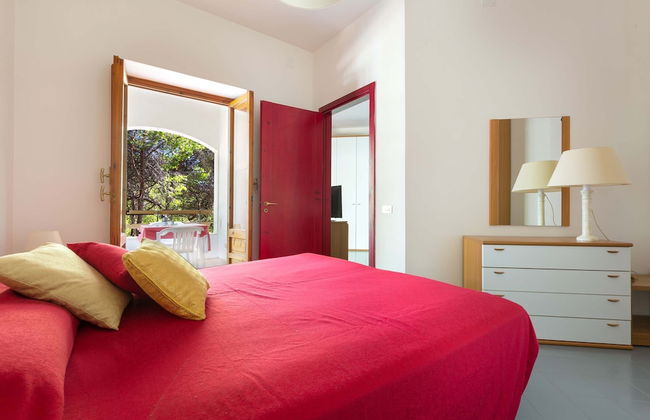 2507 Red Apartment by Barbarhouse - Photo 3