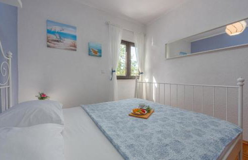 Stunning Home In Prizna With Wifi - Photo 27
