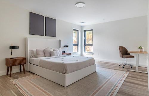 Modern Furnished Apartment in Heart of Quincy - Foto 8