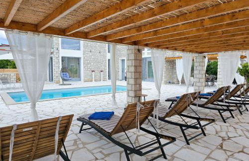 Rafaelia Premium villa with private pool in Drepano - Foto 10