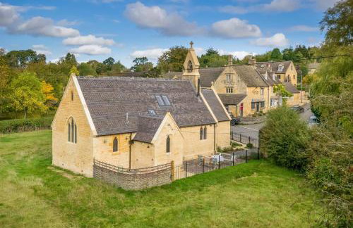 The Old Mission Church - Photo 41