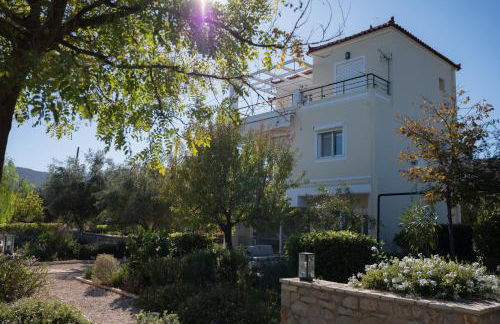 Elysian Garden Villa - Photo 6