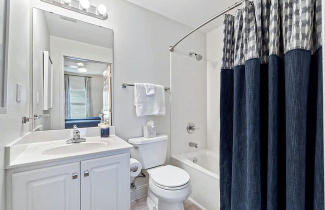 Sea Salt Villa 3 Bedroom Condo by RedAwning - Photo 18