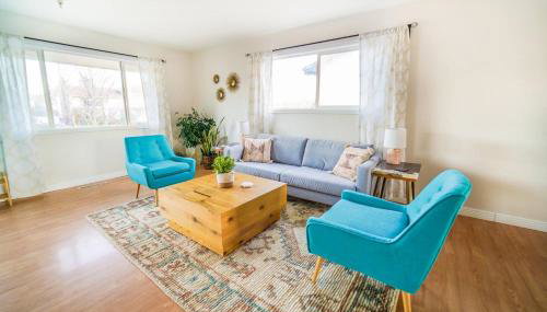 Turquoise Twin ★Vacation COS★3 King Beds★Near AFA - Foto 2