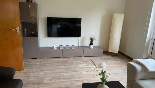 FEDDERSEN LIVING Große Ferienwohnung - Garten - Terrasse - Smart TV - Netflix - Foto 4