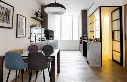 Modern Apartment & Rooms at Charing Cross - Photo 17