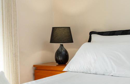 Blissful Residence with Pool by 8essentially - Foto 25