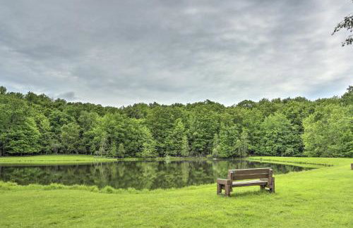 Peaceful Wooded Retreat at Lake Wallenpaupack! - Foto 30