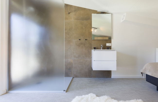 Luxury Lodge nr Beach - Photo 4