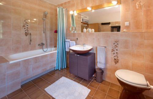 Apartment Doris with Private Pool and large Garden - Photo 29