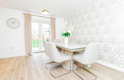 Stylish 4 Bedroom Home Perfect for Families - Foto 9