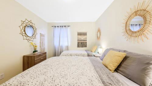 Dapper Digs - King Bed - Long Term Stays - Duke - Foto 4