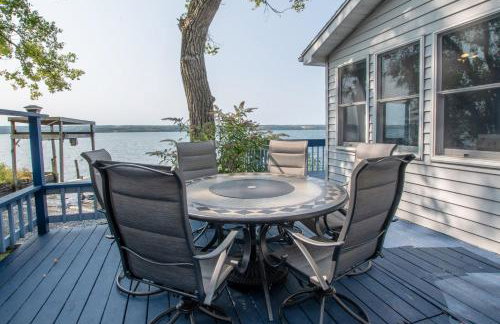 Boat, Grill and Unwind Lakefront Cayuga Home! - Foto 20