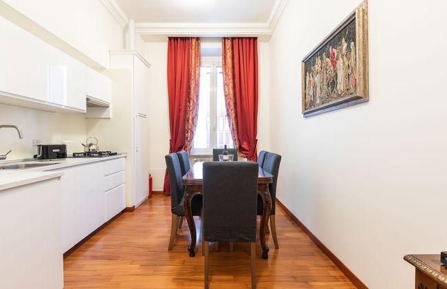 Elegant Salandra Suite - Photo 13