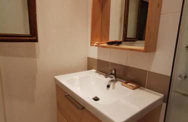 Villa avec piscine sur terrain clôt - Photo 40