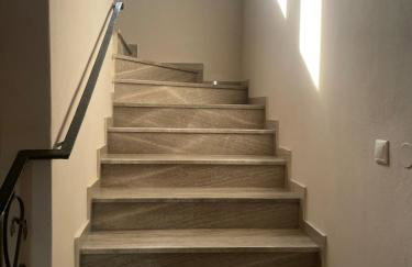 Η Αυλή - Photo 57