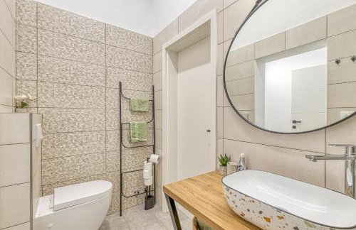 Runa with Terrace - Photo 18