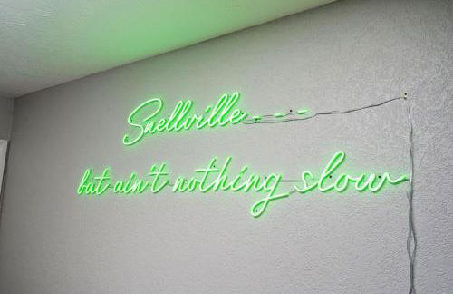 Vibrant Family Retreat~Sleeps 8~2 Kings~ Game Room - Foto 6