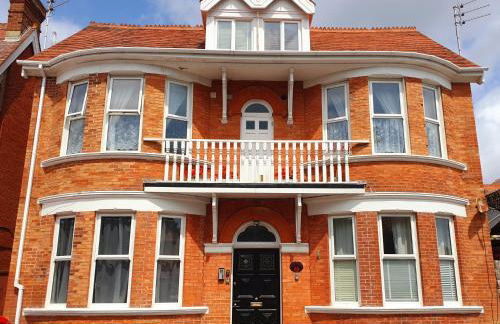 Garden view beach apartment - Photo 37