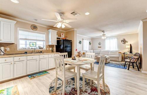 Life's better Salty -Welcome to Serenity - Foto 22