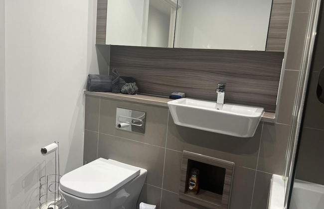 Riverside Retreat in Barking - Photo 23