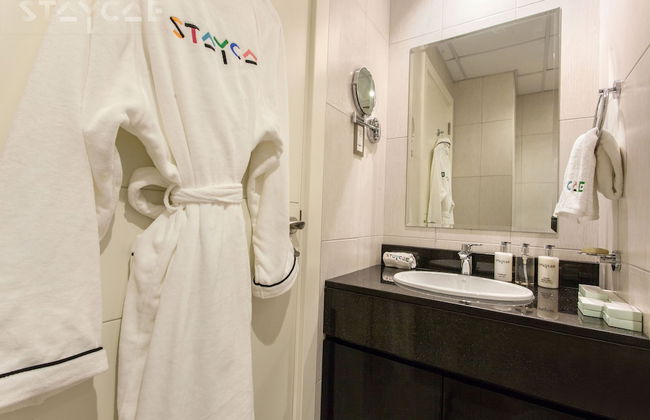 Staycae Ghalia - Photo 38