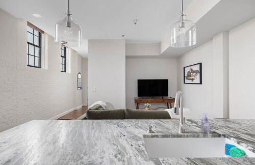 New Downtown JC Loft! - Foto 26