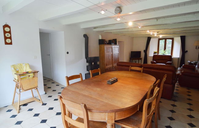 Peaceful Holiday Home With Garden in Fauvillers Belgium - Foto 25