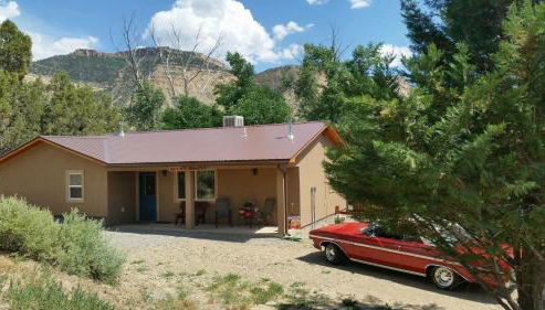 Grizzly Roadhouse Bed and Breakfast - Foto 5