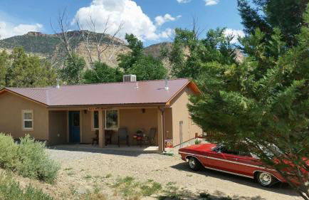 Grizzly Roadhouse Bed and Breakfast - Foto 5