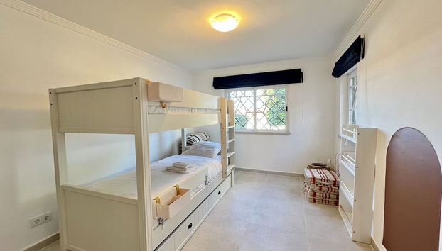 Vilamoura Deluxe Villa by Homing - Foto 5, Habitación