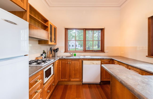 Bay and Bush, Jervis Bay - Photo 11