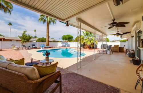 Walk to Golf Club Sun City Home with Private Pool! - Foto 23