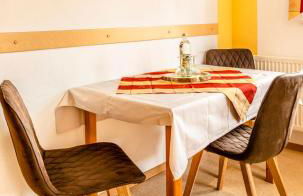 Bartlhof-Ferienwohnungen-Zimmer - Foto 25