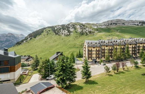 La gran plaza de candanchu - Photo 18