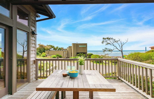 The Castle Rock Estate by Avantstay Steps From Arch Cape Beach w/ Hot Tub & Sauna - Foto 51